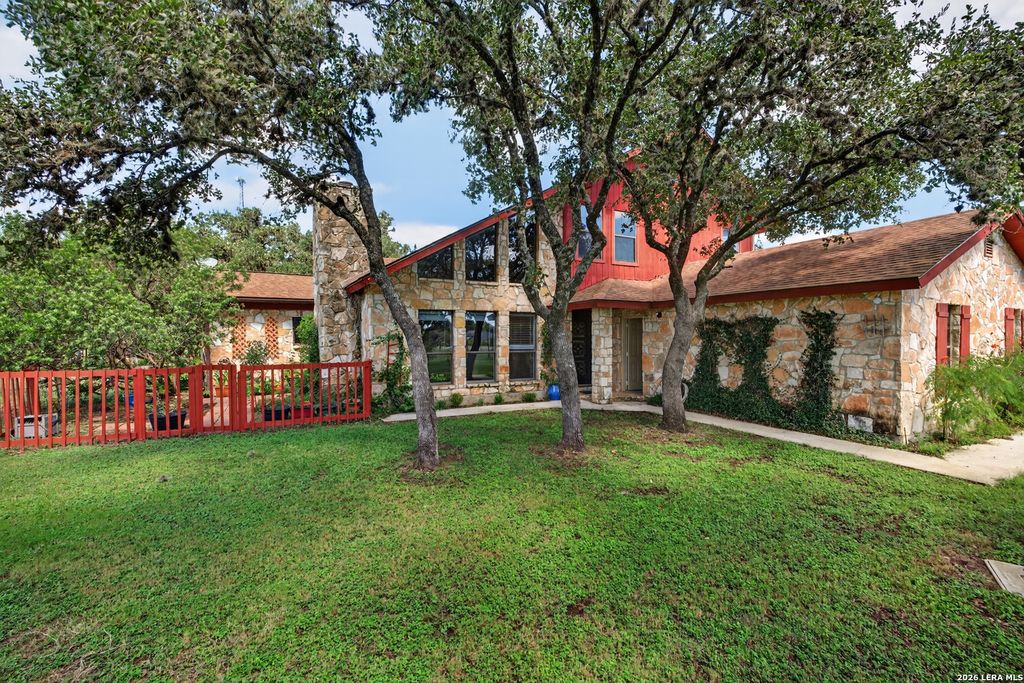 13415 SLEEPY OAKS LN, San Antonio, TX 78253