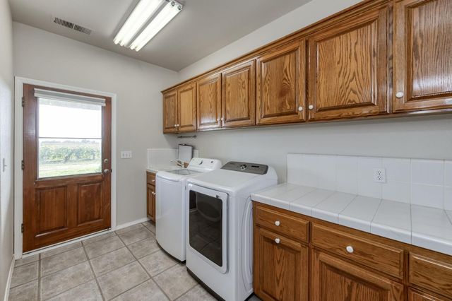 10477 S Cornelia Avenue, Fresno, CA 93706