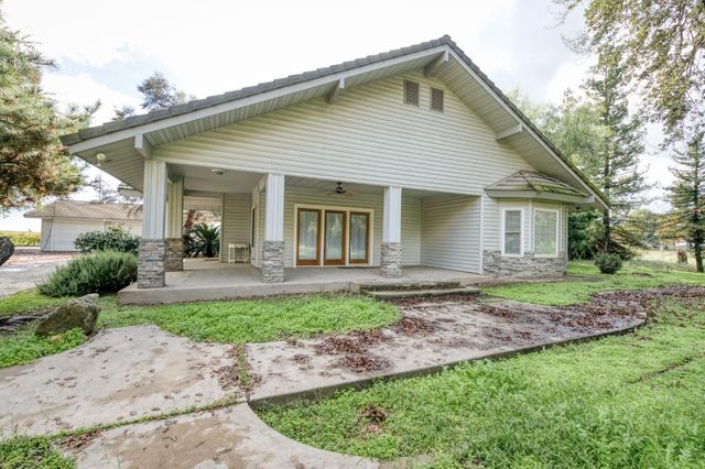 10477 S Cornelia Avenue, Fresno, CA 93706