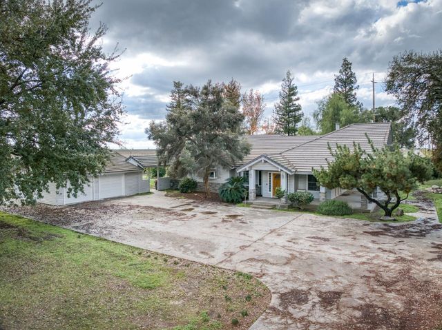 10477 S Cornelia Avenue, Fresno, CA 93706
