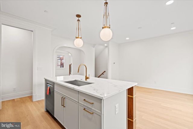 1328 CAMERON ST, Alexandria, VA 22314