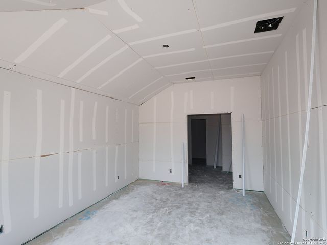 113 Greeley Drive, Floresville, TX 78114