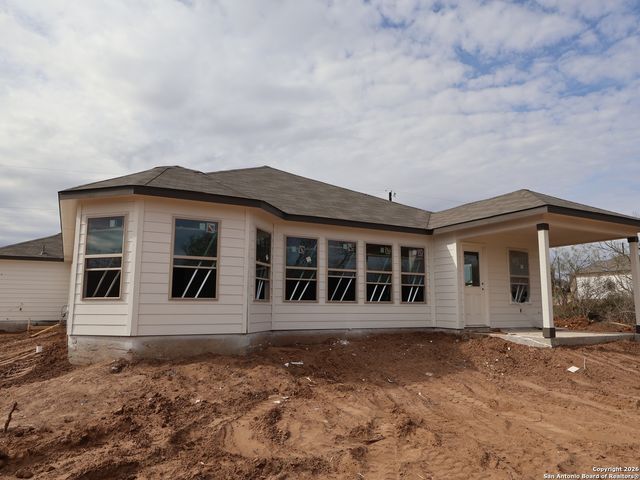 113 Greeley Drive, Floresville, TX 78114