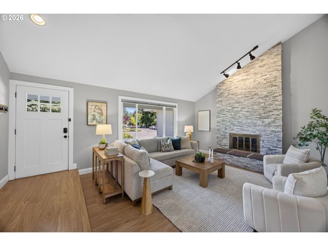 17330 Nw LONEROCK Ln, Beaverton, OR 97006