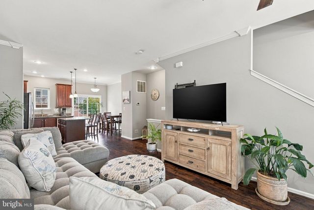 121 TREE LINE DR, Fredericksburg, VA 22405