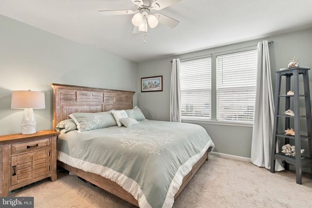 121 TREE LINE DR, Fredericksburg, VA 22405