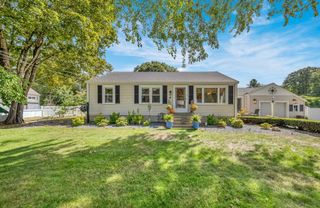 4 Stephen St, Norton, MA 02766
