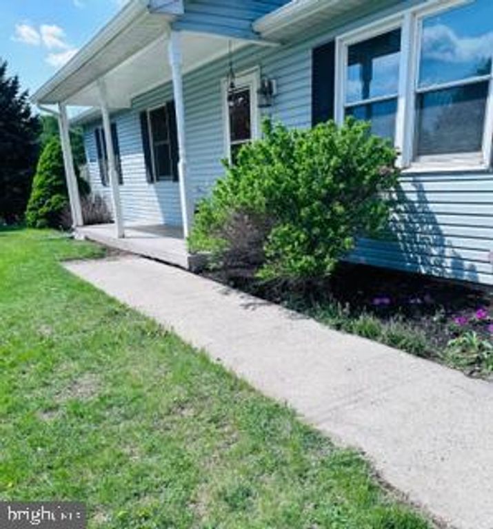1 ADAMS AVENUE AVE, Emmitsburg, MD 21727