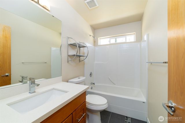 238 SW 154th Street, Burien, WA 98166