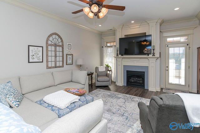 25166 Castlebury Drive, Athens, AL 35613