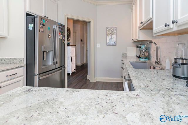 25166 Castlebury Drive, Athens, AL 35613