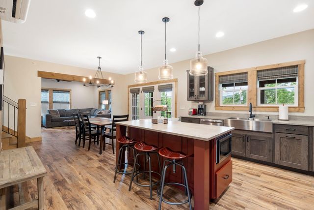 133 Carefree Lane 16, Kimberling City, MO 65686