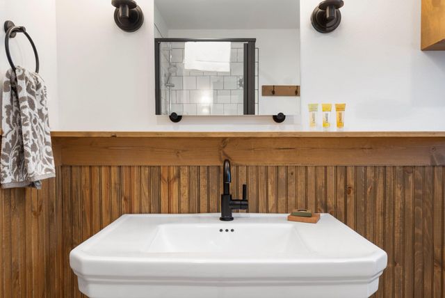 133 Carefree Lane 16, Kimberling City, MO 65686