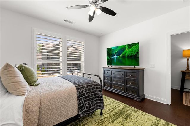 5602 Pine Street, Flowery Branch, GA 30542