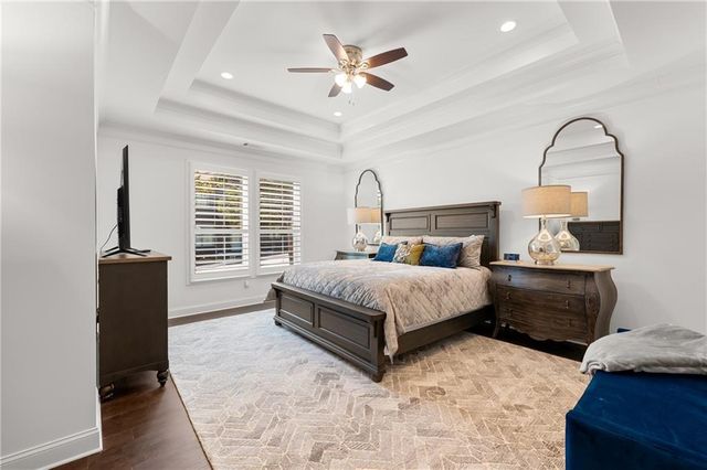 5602 Pine Street, Flowery Branch, GA 30542