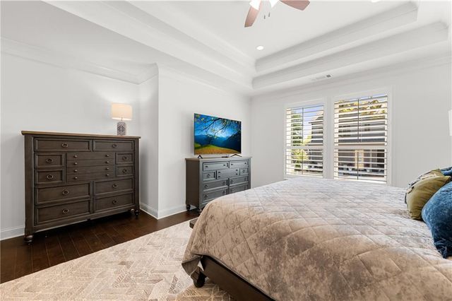 5602 Pine Street, Flowery Branch, GA 30542