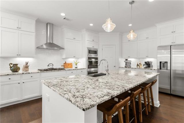 5602 Pine Street, Flowery Branch, GA 30542