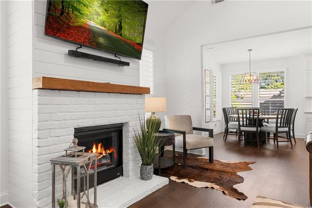 5602 Pine Street, Flowery Branch, GA 30542