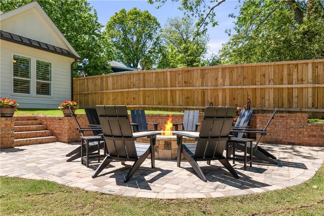 5602 Pine Street, Flowery Branch, GA 30542