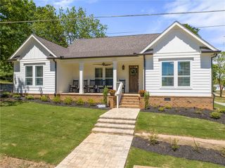 5602 Pine Street, Flowery Branch, GA 30542