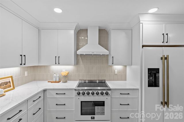 2461 Eaton Road, Charlotte, NC 28205