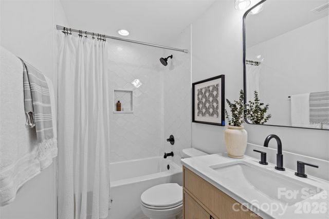 2461 Eaton Road, Charlotte, NC 28205