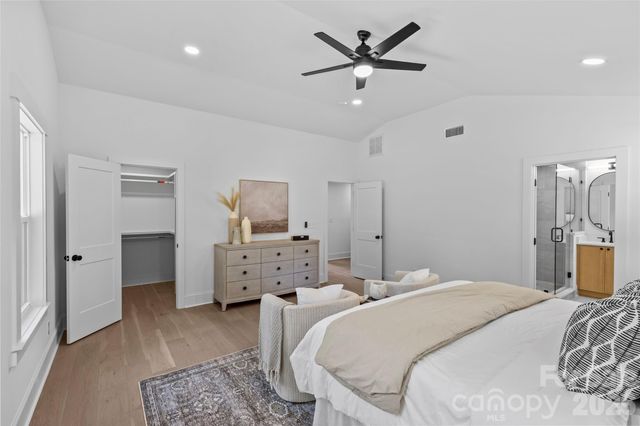 2461 Eaton Road, Charlotte, NC 28205