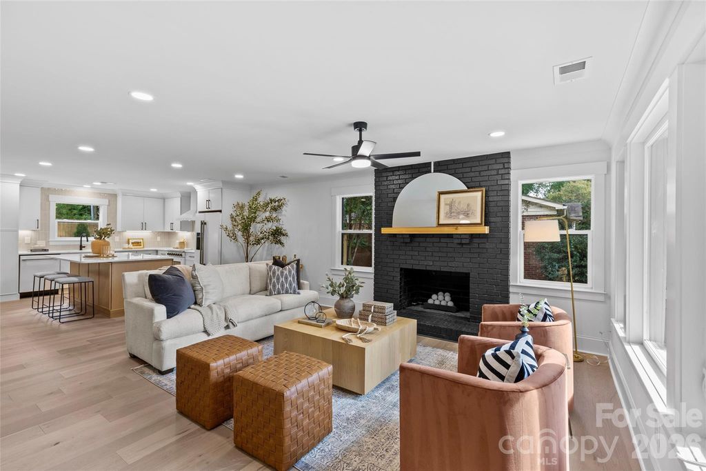 2461 Eaton Road, Charlotte, NC 28205