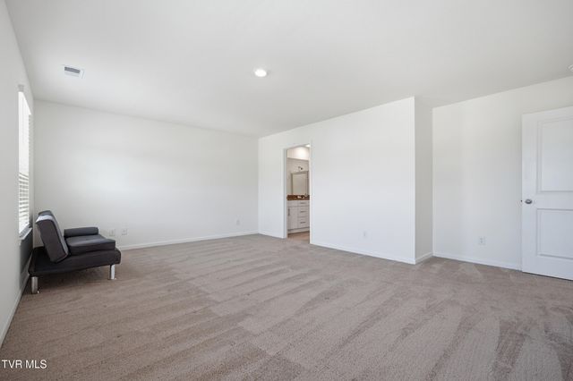 558 Sedgewick Way, Johnson City, TN 37601