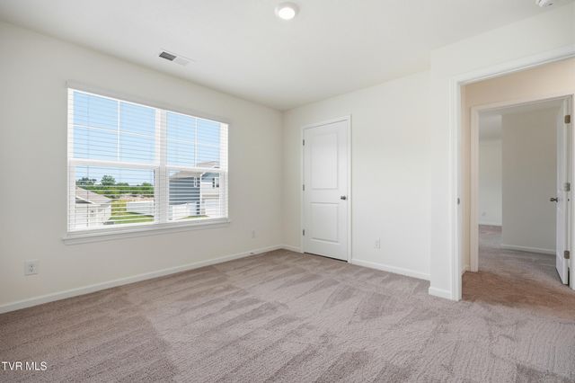 558 Sedgewick Way, Johnson City, TN 37601