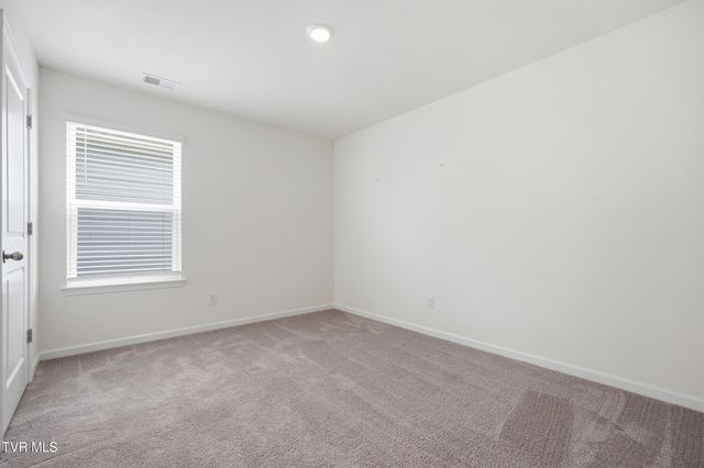 558 Sedgewick Way, Johnson City, TN 37601