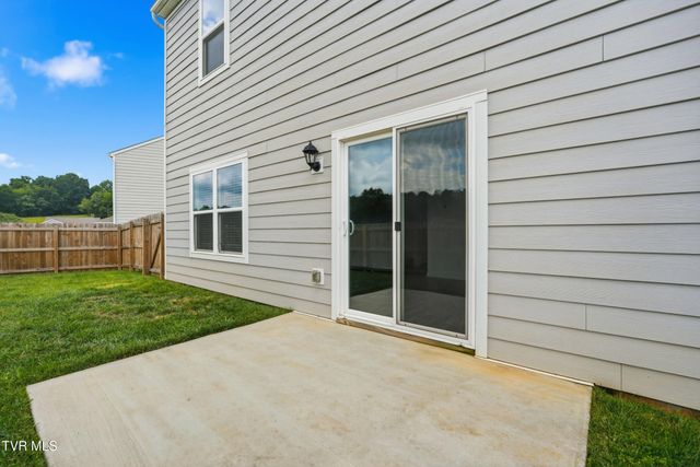 558 Sedgewick Way, Johnson City, TN 37601