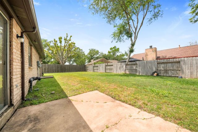3410 E Heatherock Circle, Sugar Land, TX 77479