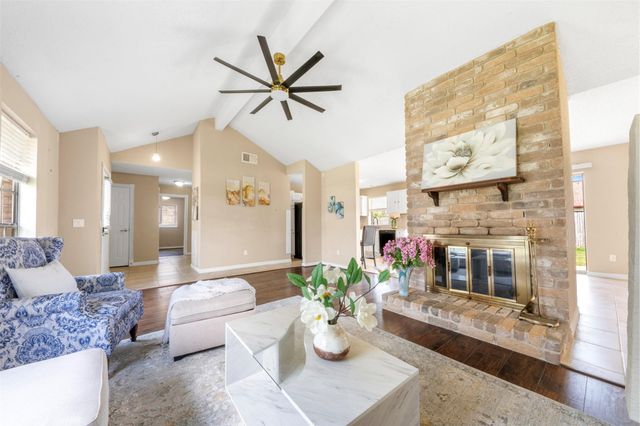 3410 E Heatherock Circle, Sugar Land, TX 77479