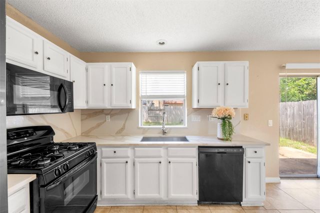 3410 E Heatherock Circle, Sugar Land, TX 77479