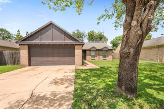 3410 E Heatherock Circle, Sugar Land, TX 77479