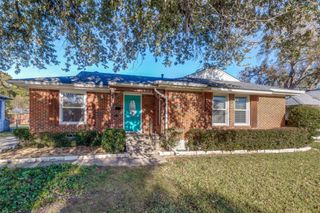 528 Hambrick Road, Dallas, TX 75218