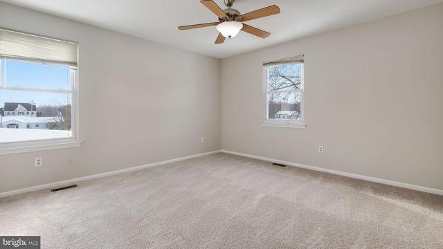 79 LYNWOOD DR, Chalfont, PA 18914