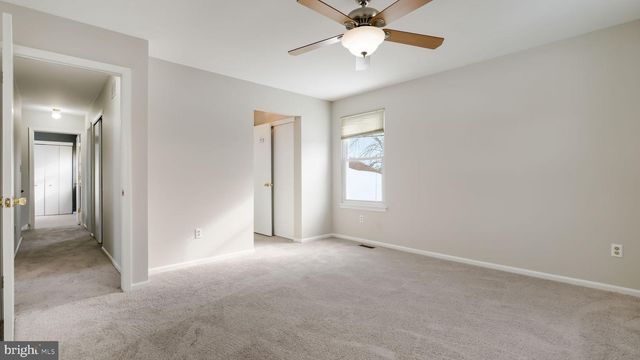 79 LYNWOOD DR, Chalfont, PA 18914