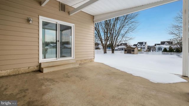 79 LYNWOOD DR, Chalfont, PA 18914