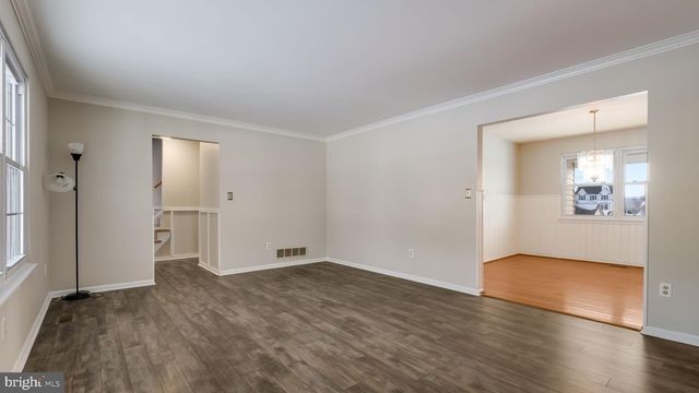 79 LYNWOOD DR, Chalfont, PA 18914