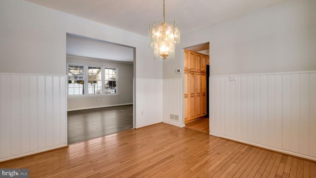 79 LYNWOOD DR, Chalfont, PA 18914