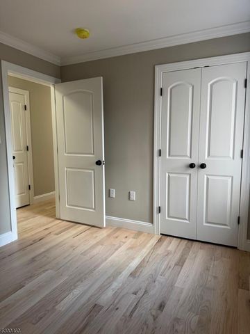 111 S Park St, Elizabeth City, NJ 07206