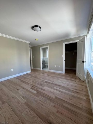 111 S Park St, Elizabeth City, NJ 07206