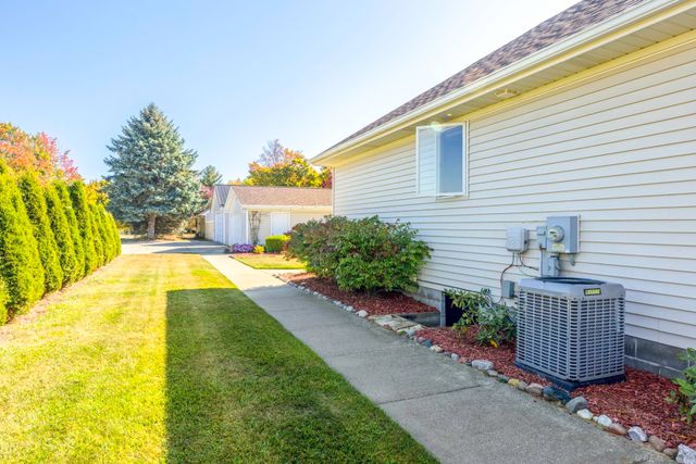 5389 William Drive, Lexington, MI 48450