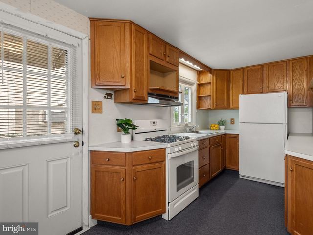 124 2ND AVE, Broomall, PA 19008