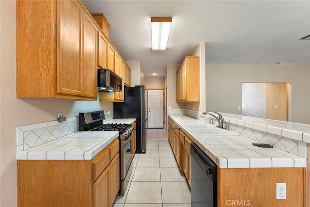 25940 Dartmouth, Hemet, CA 92544