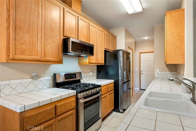 25940 Dartmouth, Hemet, CA 92544