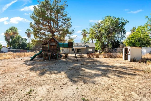 25940 Dartmouth, Hemet, CA 92544