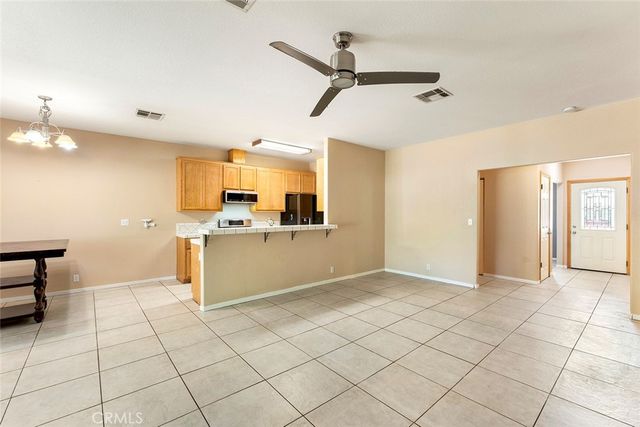 25940 Dartmouth, Hemet, CA 92544